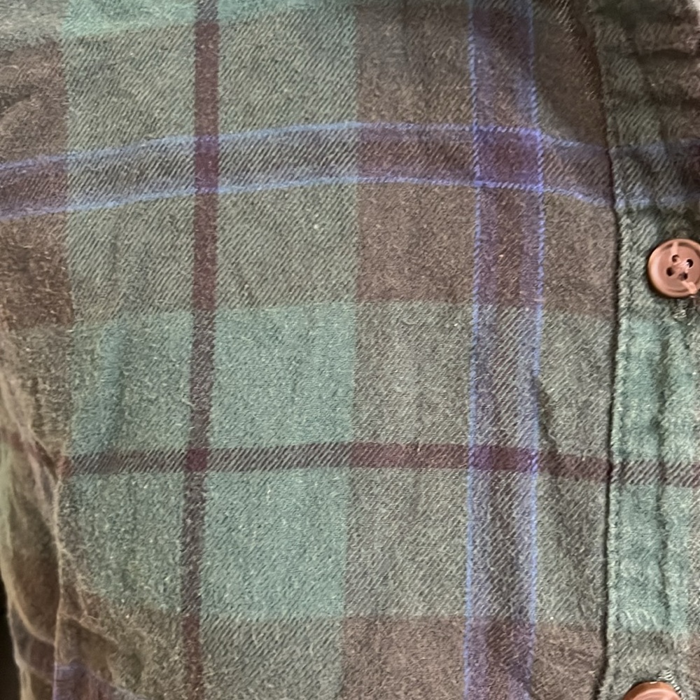 Old Navy, women’s button down blackwatch plaid shirt, size 1x, blue/green - Picture 2 of 6